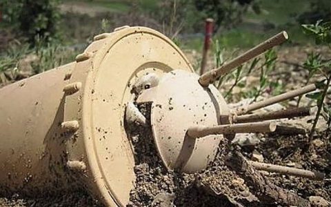 کشته شدن یک کودک در انفجار مین کشته شدن یک کودک در انفجار مین