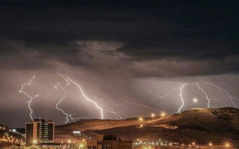 هشدار هواشناسی نسبت به وقوع رگبار و باد در ۱۱ استان