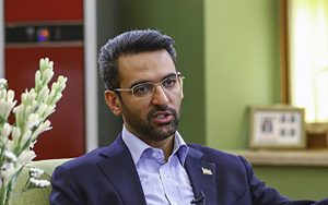 آذری-جهرمی-همکاری-ایران-و-چین-به-محدودیت-اینترنت-منجر-نمی‌شود