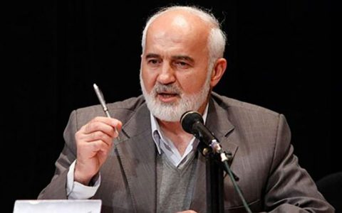 احمد توکلی: وضعیت انقدر خراب است که حکومت برای کمک به مردم باید اصولش را زیرپا بگذارد