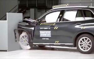 تست-تصادف-BMW-X5-و-Volvo-XC90