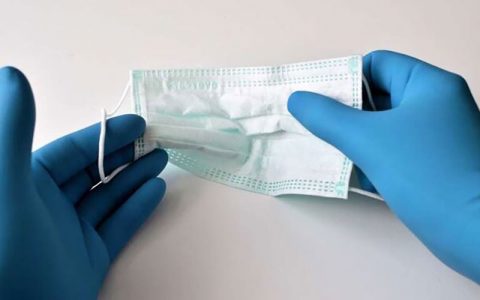خطرات قرار دادن ماسک زیر چانه