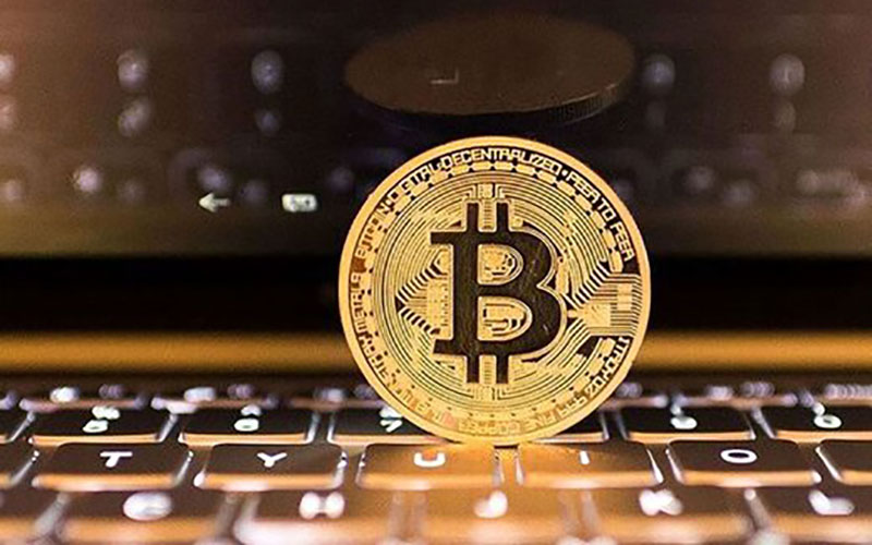 درخشش بیت‌کوین بر فراز قله 63 هزار دلاری