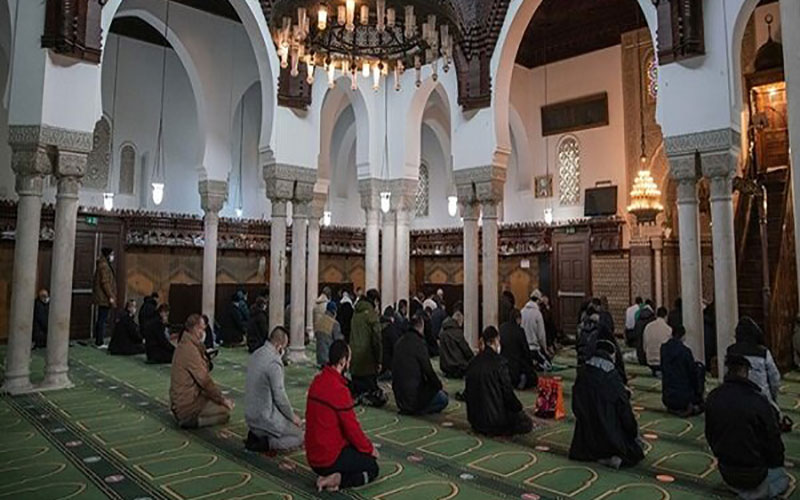 دستور فرانسه برای افزایش تدابیر اطراف مساجد