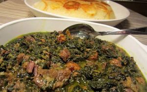 طرز-تهیه-خورش-اسپناساک؛-طعمی-بی‌نظیر-از-مازندران