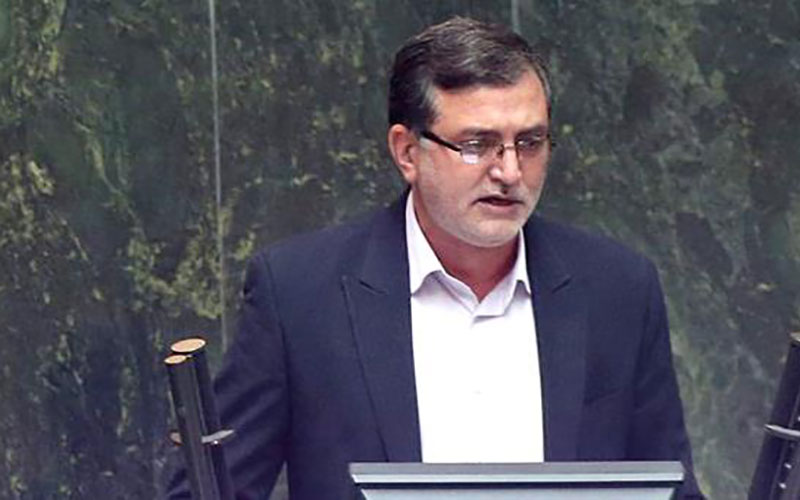 ظریف خودش استعفا دهد وگرنه برکنارش می‌کنیم