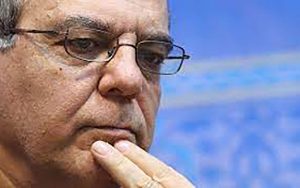 عباس-عبدی-استقلال-باقی-مانده-صرف-بقای-اقایان-می-شود