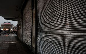 وزارت-بهداشت-تعطیلی-دو-هفته‌ای-کشور-و-منع-کامل-سفر-ضروری-است