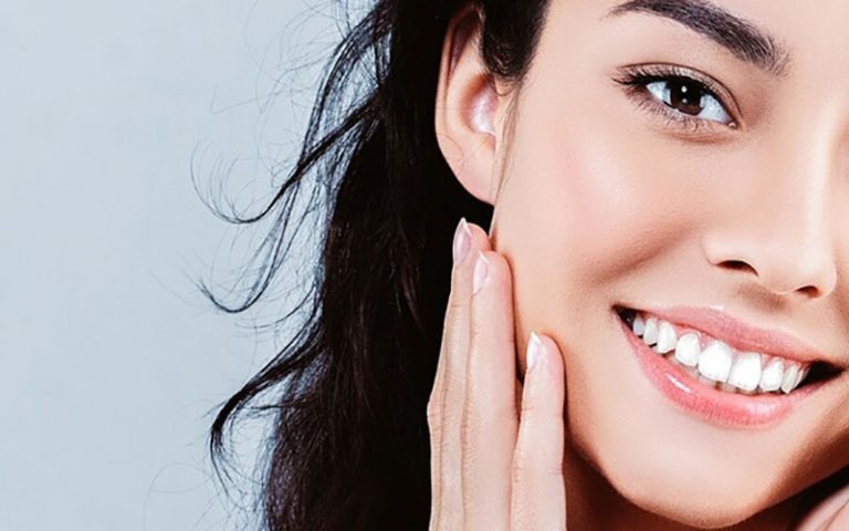 ۵ ترفند خانگی و کم‌خرج برای داشتن مژه‌های پرپشت