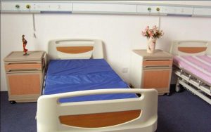 3_function_electric_hospital_bed_THR_EBH305__634552827031826985_1