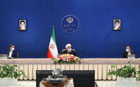 تقدیر دولت از کارگران و معلمان کشور