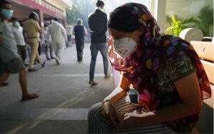 کرونا و اکسیژن رسانی خیابانی در هند