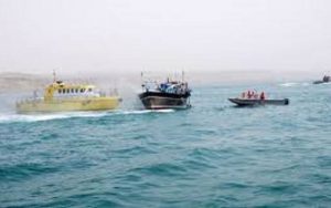توقیف ۲ شناور تجاری حامل لوازم خانگی قاچاق در خلیج فارس