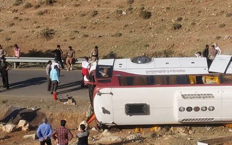جزییات حادثه اتوبوس خبرنگاران