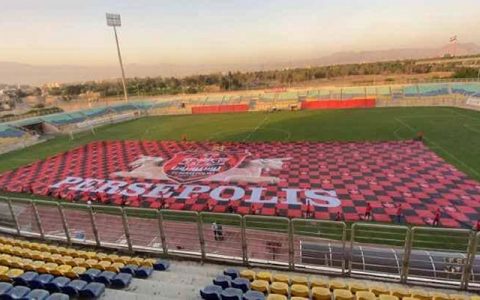 رونمایی از پرچم ۲۸۰۰ متری پرسپولیس در بازی سوپرجام منتفی شد