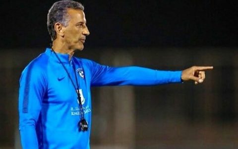 سرمربی پیشین الهلال مسلمان شد 1 سرمربی پیشین الهلال مسلمان شد