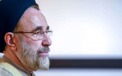 سید محمد خاتمی: عدم شرکت بالای پنجاه درصد از مردم و درصد بالای آراء باطله زنگ خطر است؛ همه به خود بیایند!