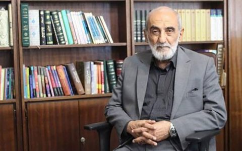 شریعتمداری: لغو سریع تحریم یعنی دخترهایمان را به دست داعش بدهیم