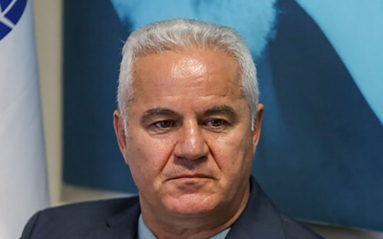 فرشاد پیوس