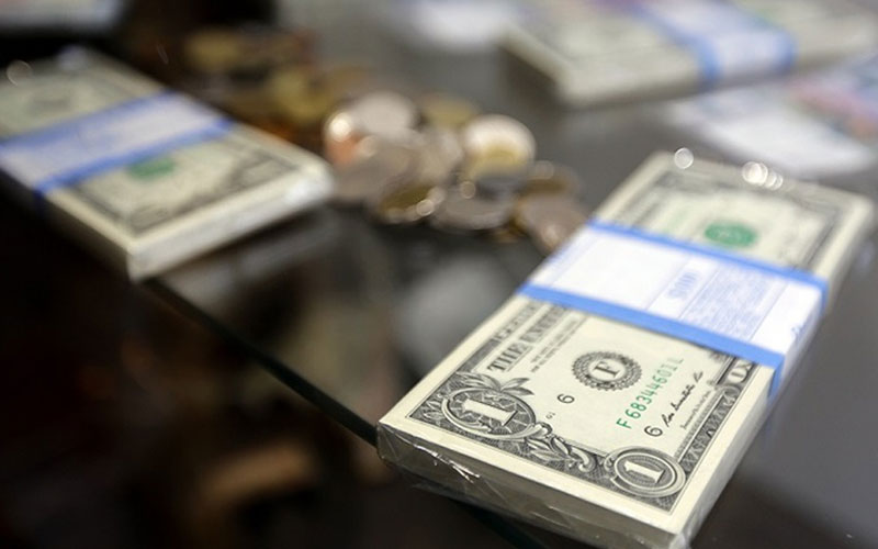 نرخ ارز در بازار بین بانکی ثابت ماند نرخ ارز در بازار بین بانکی ثابت ماند
