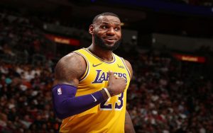 پادشاه بسکتبال با شماره جدید به NBA باز می‌گردد
