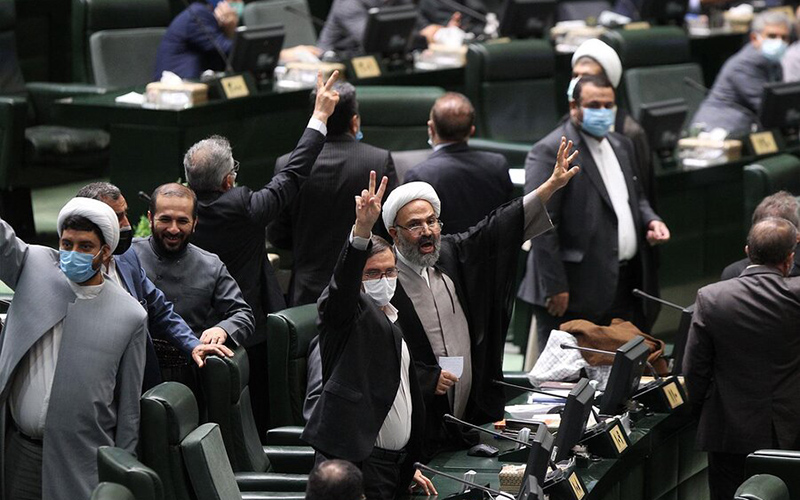اسامی ۱۸ نفری که قرار است برای بستن اینترنت تصمیم بگیرند