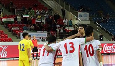 تیم ملی فوتسال ایران میزبان جام‌جهانی را در هم کوبید