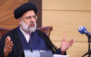 رئیسی: نباید منتظر شروع دولت شویم