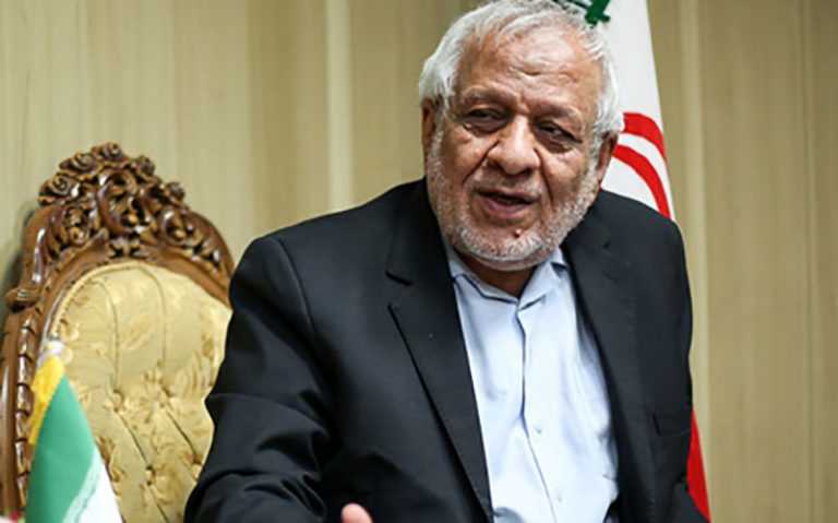 روحانی مشخص کند که دولت را با چه دستاورد و چه میزان بدهی تحویل رییسی می‌دهد