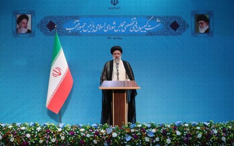 سایه کرونا بر مراسم تحلیف رئیس جمهور 1 سایه کرونا بر مراسم تحلیف رئیس جمهور