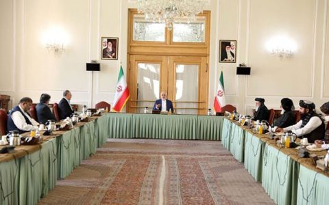 ظریف: هرچه زودتر جنگ را در افغانستان پایان دهید