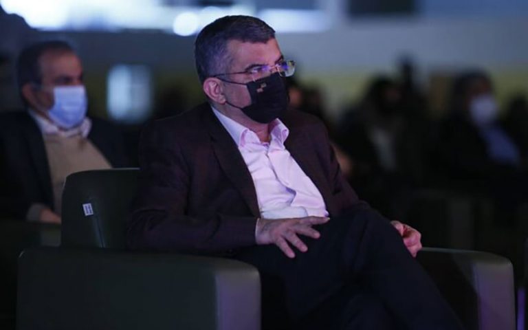 عذرخواهی وزارت بهداشت بابت تاخیر در واکسیناسیون کرونا
