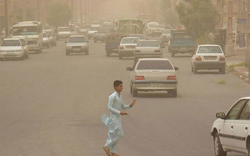 غلظت غبار در هوای زاهدان به ۵۱ برابر حد مجاز رسید غلظت غبار در هوای زاهدان به ۵۱ برابر حد مجاز رسید