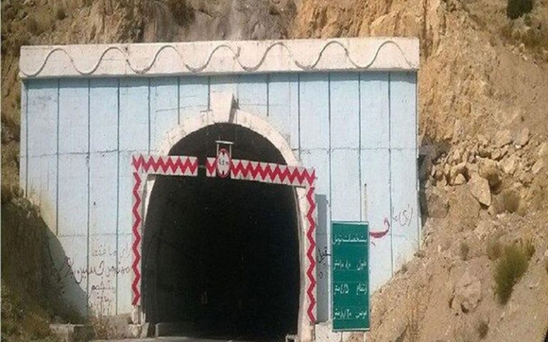 قطعی خطرساز برق در تونل پیامبر اعظم ایوان ایلام