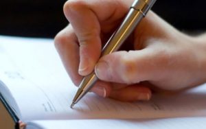 مانع اقدامات غیرقانونی وزارت ارتباطات و تاراج اموال دولت شوید