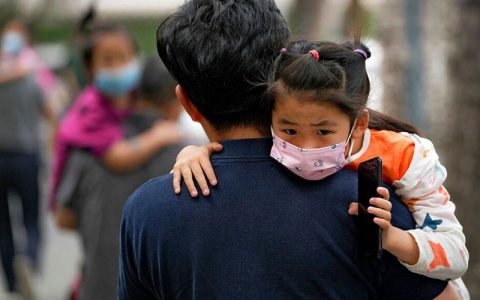 چین مجوز واکسیناسیون رده سنی ۳ تا ۱۷ سال با واکسن سینوفارم را صادر کرد