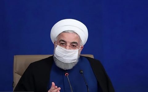 حسن روحانی: یقین داریم که جمهوری اسلامی ایران با حکومت مولایمان امیرالمومنین فاصله زیادی دارد 1 یقین داریم که جمهوری اسلامی ایران با حکومت مولایمان امیرالمومنین فاصله زیادی دارد