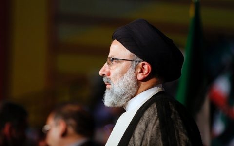 الشرق الاوسط: رهبر ایران آقای رئیسی را رئیس جمهور اعلام کرد/ اویل پرایس: ایران از عراق برای دسترسی به لبنان استفاده می کند/ رویترز: انگلیس ایران را به عنوان عامل حمله مرگبار به نفتکش معرفی کرد 1 الشرق الاوسط: رهبر ایران آقای رئیسی را رئیس جمهور اعلام کرد/ اویل پرایس: ایران از عراق برای دسترسی به لبنان استفاده می کند/ رویترز: انگلیس ایران را به عنوان عامل حمله مرگبار به نفتکش معرفی کرد