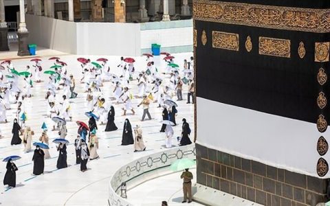 آغاز عمره برای زائران خارجی و انتظار ایران 1 آغاز عمره برای زائران خارجی و انتظار ایران