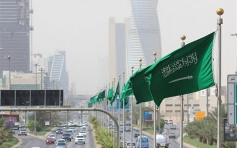 تلاش مقامات سعودی برای پنهان کردن بحران فقر در عربستان 1 تلاش مقامات سعودی برای پنهان کردن بحران فقر در عربستان
