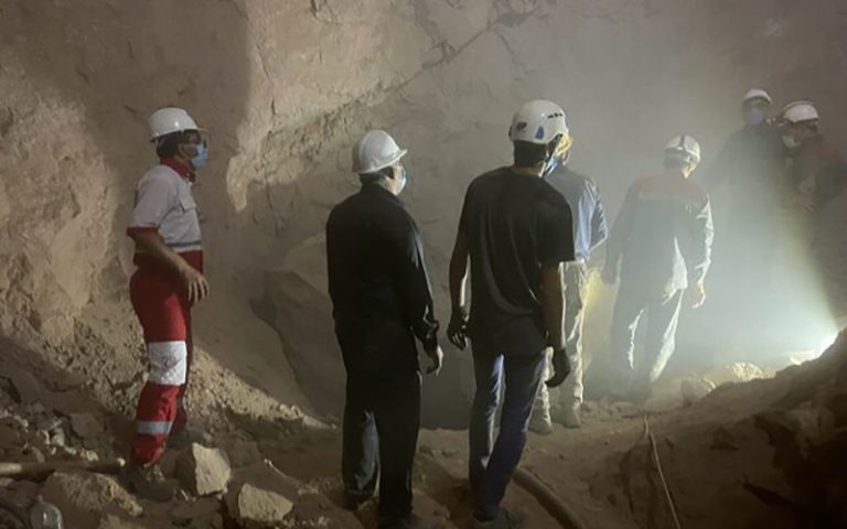 حادثه ریزش سنگ در معدن دره زنجیر تفت یک فوتی داشت