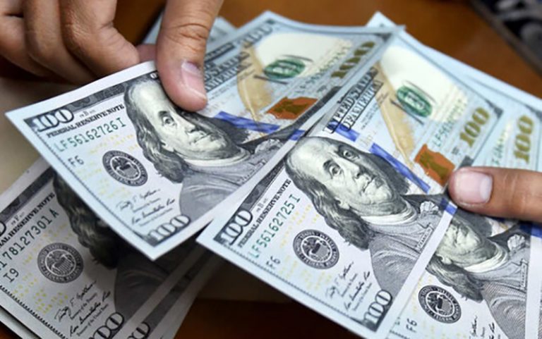 قیمت دلار ۲۴ مرداد ۱۴۰۰ به ۲۵ هزار و ۹۷۲ تومان رسید