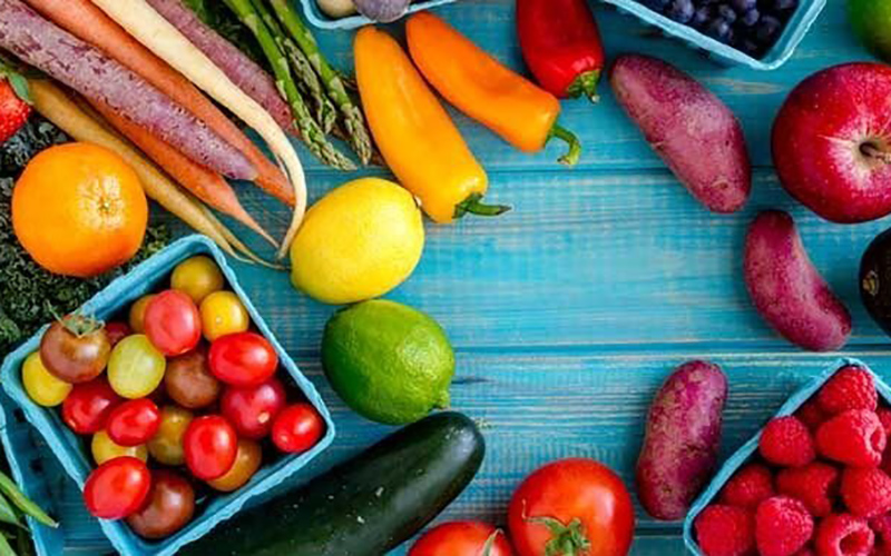 کدام مواد غذایی از کم‌آبی بدن جلوگیری می‌کنند؟