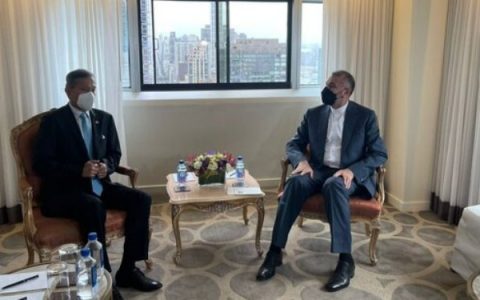 دیدار وزیر امور خارجه ایران با همتای سنگاپوری در نیویورک 1 دیدار وزیر امور خارجه ایران با همتای سنگاپوری در نیویورک