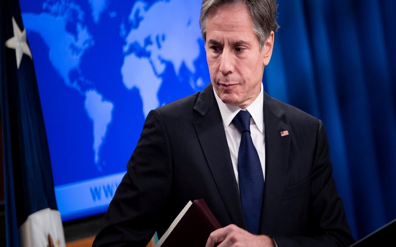 «بازتاب» سعادت شریفی پور - رسانه‌های معتبر خارجی در ساعات گذشته از تحولات و رویدادهای مرتبط با ایران غافل نبوده و مطالب قابل‌تأملی را پیرامون مسائل مرتبط با ایران به رشته تحریر درآوردند مثل خبرگزاری اسپوتنیک، پایگاه خبری المانیتور و اندیشکده اوراسیاریویو تأکید بر موضوعاتی چون ایران علاقه دارد مقامات آمریکایی را هدف قرار دهد، آیا روسیه می تواند وضعیت موجود د درعا را حفظ کند؟ طالبان خودروهای نظامی آمریکا را به ایران تحویل می دهد، نوشتند.