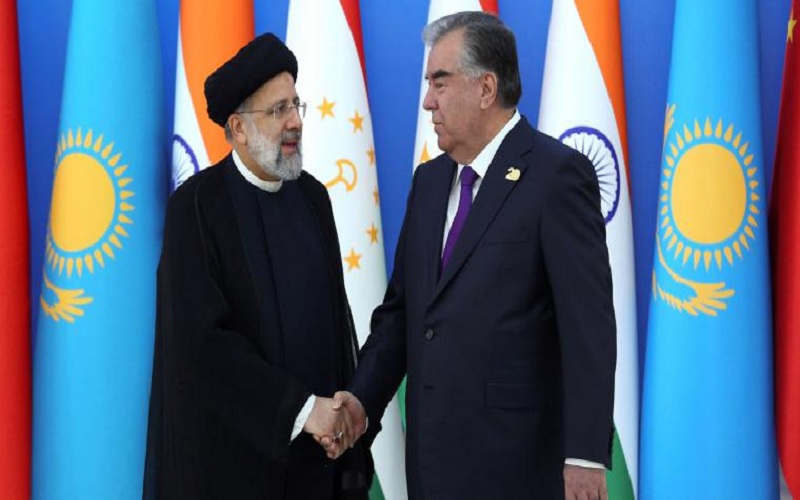 «بازتاب» سعادت شریفی پور - رسانه‌های معتبر خارجی در ساعات گذشته از تحولات و رویدادهای مرتبط با ایران غافل نبوده و مطالب قابل‌تأملی را پیرامون مسائل مرتبط با ایران به رشته تحریر درآوردند مثل نشریه نشنال اینترست، خبرگزاری اسپوتنیک و اندیشکده اوراسیاریویو تأکید بر موضوعاتی چون ایران برای خروج آمریکا از عراق روز شماری می کند، پیوستن به پیمان شانگهای برای ایران چه فایده ای دارد، ایران و طالبان بابت خروج آمریکا شادی مشترک دارند، نوشتند.