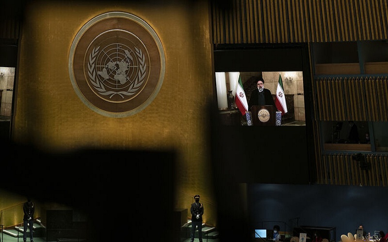 «بازتاب» سعادت شریفی پور - رسانه‌های معتبر خارجی در ساعات گذشته از تحولات و رویدادهای مرتبط با ایران غافل نبوده و مطالب قابل‌تأملی را پیرامون مسائل مرتبط با ایران به رشته تحریر درآوردند مثل پایگاه خبری المانیتور، شبکه خبری الجزیره و خبرگزاری اسپوتنیک تأکید بر موضوعاتی چون رئیس جمهور ایران در مجمع عمومی از آمریکا انتقاد کرد، ایران با واکسیناسیون کرونا به سمت عادی شدن می رود، ایران باید به سوخت هسته ای زیردریایی دسترسی داشته باشد، نوشتند.