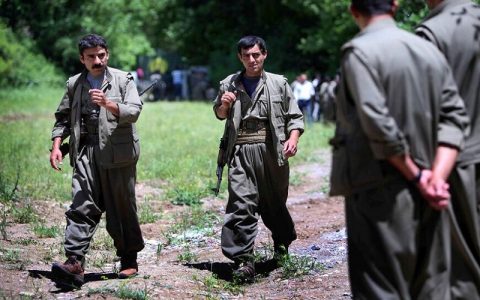 اسپوتنیک: ایالات متحده یک ایرانی را محکوم کرد/ المانیتور: ایران از عراق می خواهد گروه های کُرد را اخراج کند/ رویترز: ایران جایگزین عراقچی را معرفی کرد 1 اسپوتنیک: ایالات متحده یک ایرانی را محکوم کرد/ المانیتور: ایران از عراق می خواهد گروه های کُرد را اخراج کند/ رویترز: ایران جایگزین عراقچی را معرفی کرد