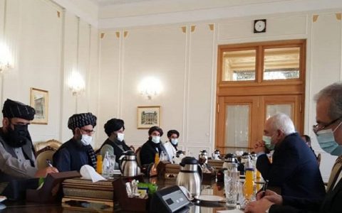 المانیتور: اسرائیل توافق هسته ای جدید را می پذیرد/ اوراسیاریویو: گرم شدن روابط ایران و طالبان چه عواقبی دارد/ آروتز شوا: دوربین های نظارتی تاسیسات هسته ای آسیب دیده است 1 «بازتاب» سعادت شریفی پور - رسانههای معتبر خارجی در ساعات گذشته از تحولات و رویدادهای مرتبط با ایران غافل نبوده و مطالب قابلتأملی را پیرامون مسائل مرتبط با ایران به رشته تحریر درآوردند مثل پایگاه خبری المانیتور، اندیشکده اوراسیاریویو و کانال خبری آروتز شوا تأکید بر موضوعاتی چون اسرائیل توافق هسته ای جدید را می پذیرد، گرم شدن روابط ایران و طالبان چه عواقبی دارد، دوربین های نظارتی تاسیسات هسته ای آسیب دیده است، نوشتند.