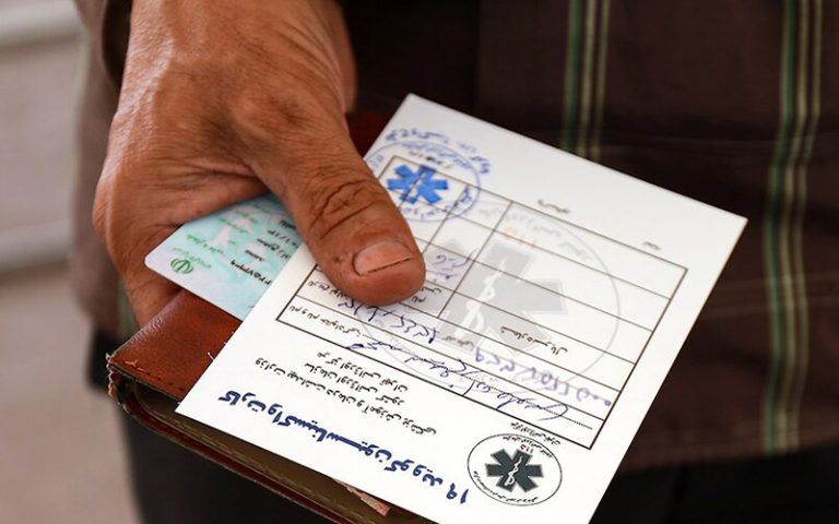 ایجاد محدودیت تردد در شهرها و عدم ارائه خدمات مهم به افرادی که واکسن نزدند